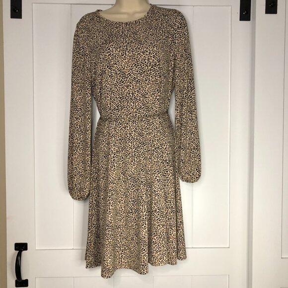 Banana Republic Factory Outlet Dresses & Skirts - Banana Republic Outlet animal print dress with matching belt, size M
